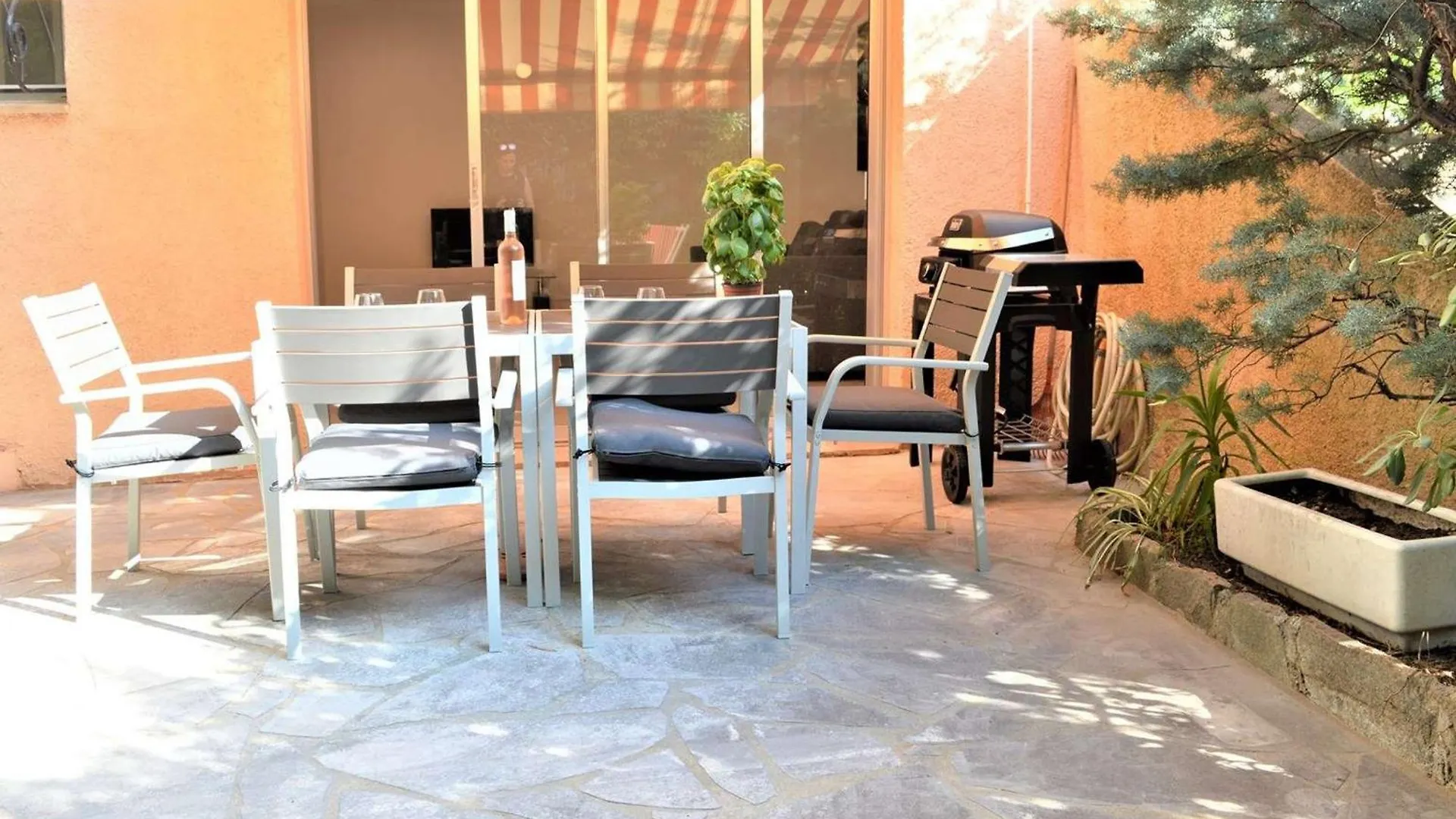 Appartement 2P Climatise Avec Jardin Et Parking Pres De La Mer - Fr-1-226B-223 Cavalaire-sur-Mer Apartment